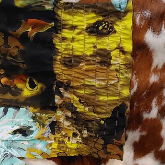 3/$40 Essentials by Milano Blouse Sz L - Picture 3 of 4